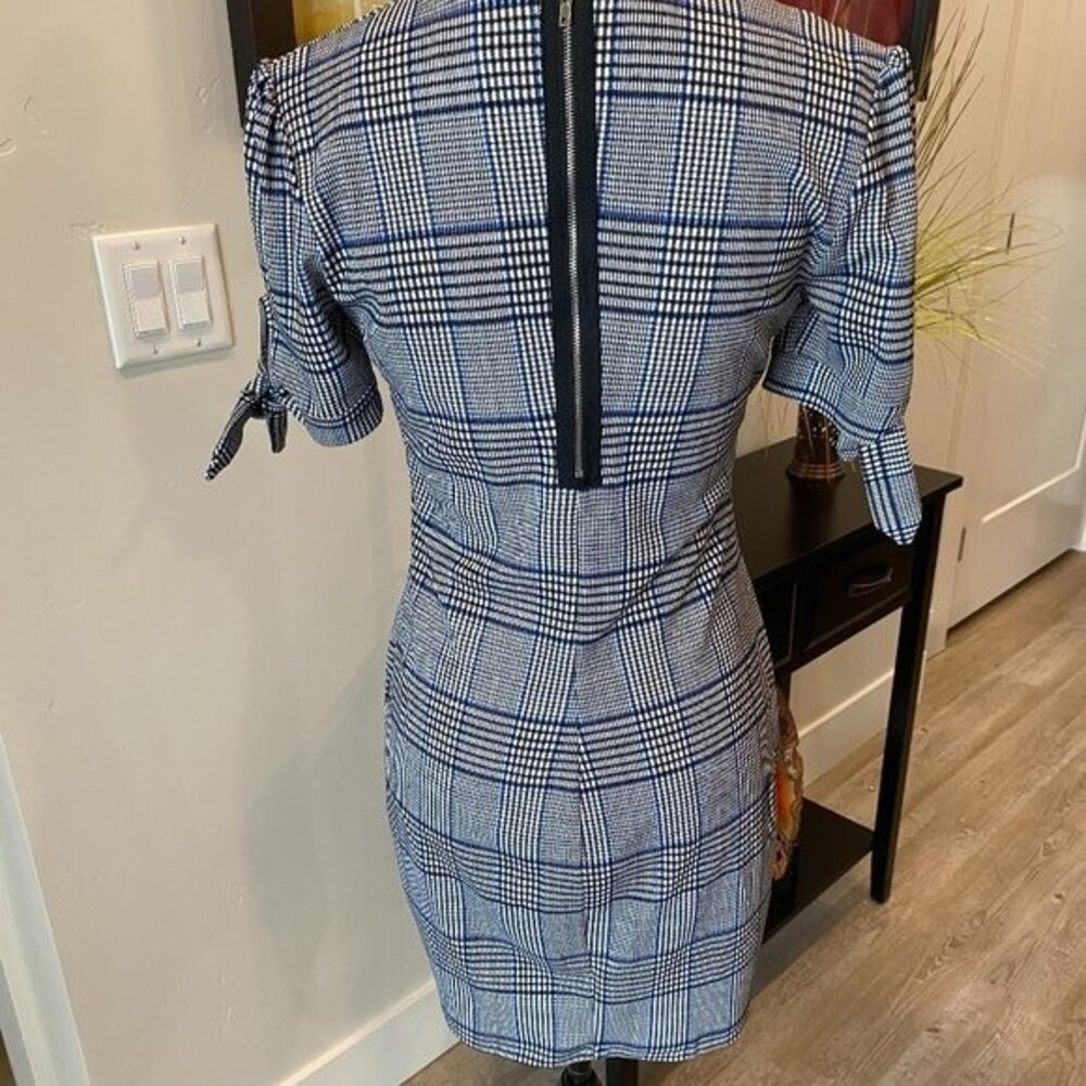 NWT WOMENS DRESS BY INSPIRED HEARTS BLUE BLACK & WHITE PLAID SIZE LARGE - Picture 2 of 14